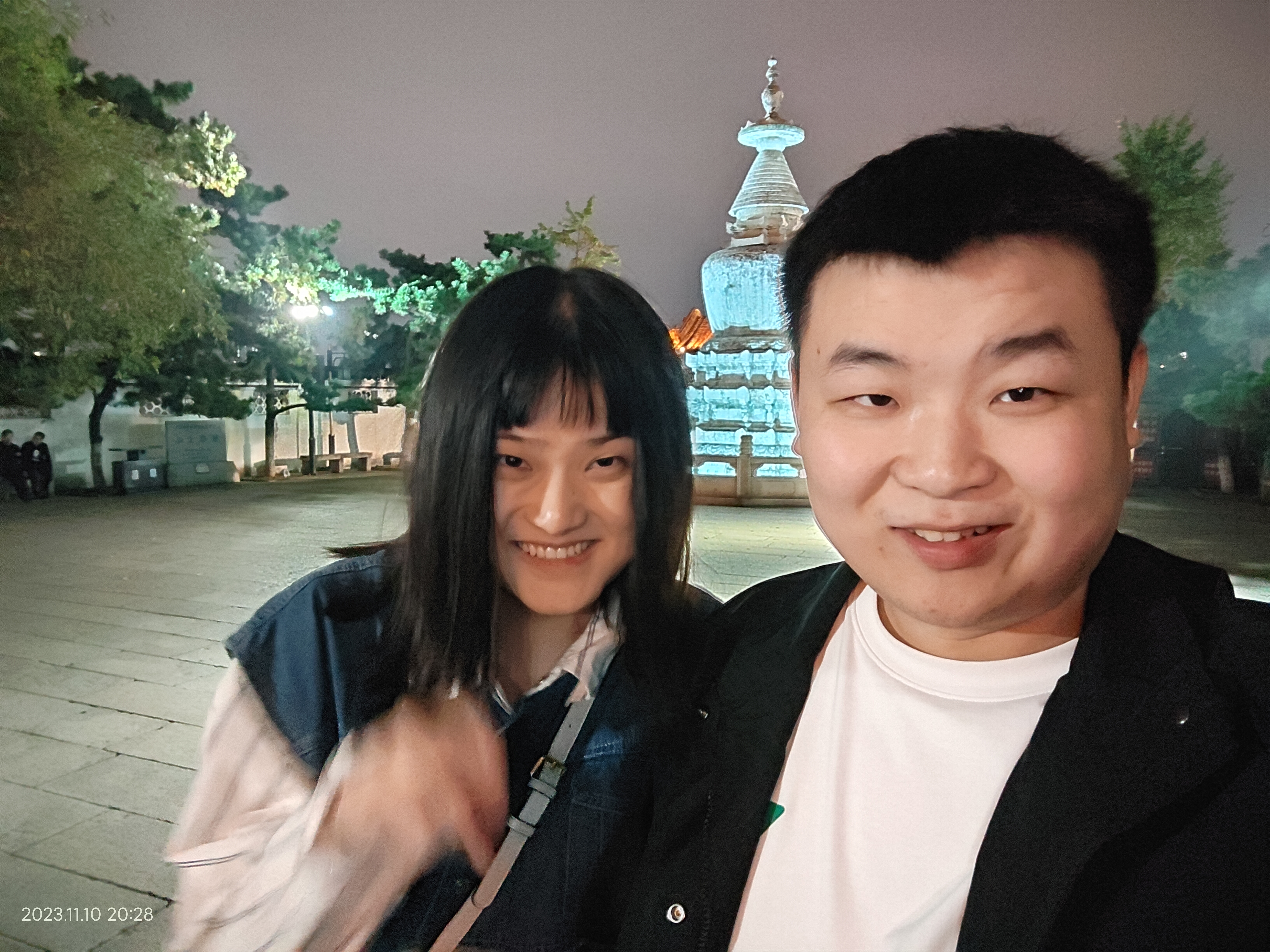 爱是一个字，爱人是一辈子的事